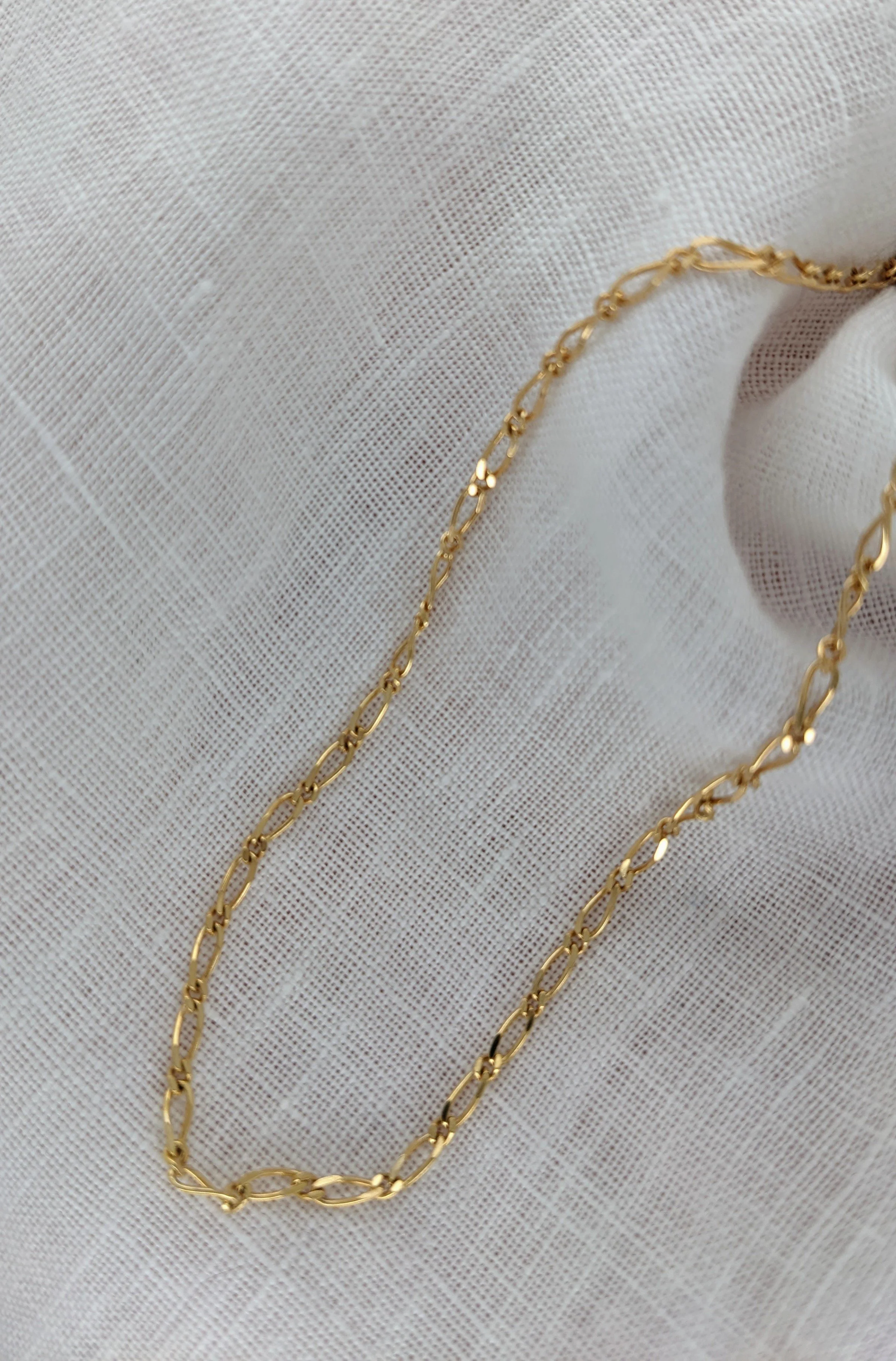 Classic sales chain necklace